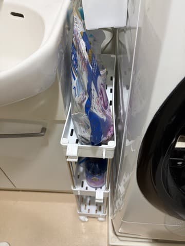 Toyo Plan slim wagon fitted into the gap in the washroom